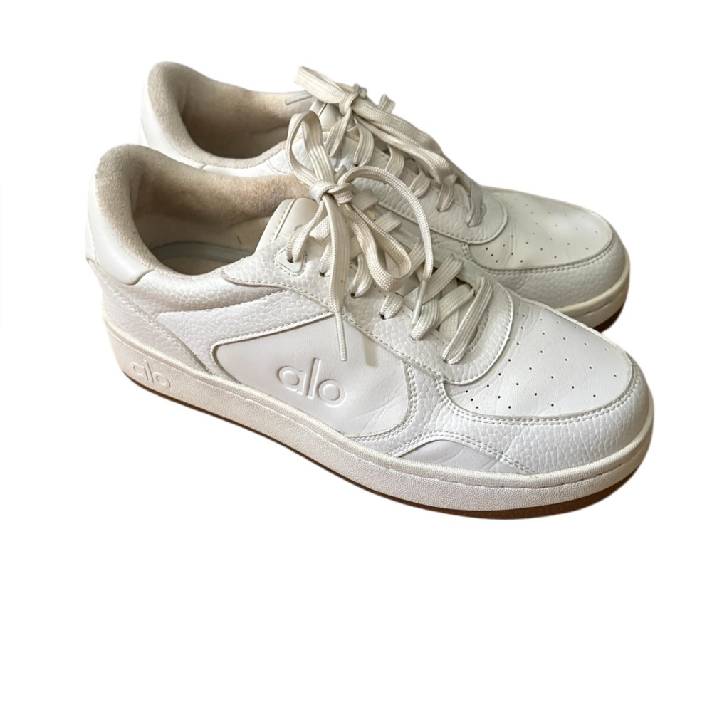 ALO Yoga White Sneakers - Read description - Picture 11 of 11